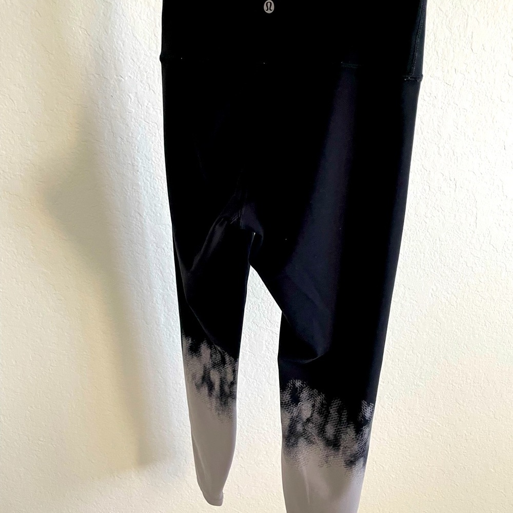 Lululemon Wunder Train High-Rise Tight 25” RARE DISCONTINUED COLOR! - Picture 2 of 4